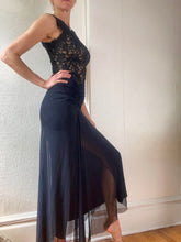 Load image into Gallery viewer, Vintage Tadashi Shoji Y2K Lace,Jersey and Mesh Ruched High Slit Dress. 4/6