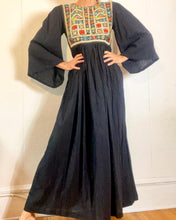 Load image into Gallery viewer, Vintage 1970s Cotton Boho Mirror work Dress. M