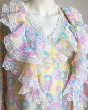 Load image into Gallery viewer, Amazing 1960&#39;s vintage peignoir set. S