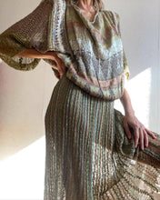 Load image into Gallery viewer, Amazing Vintage 1970&#39;s Albanese Roma Knit Skirt Set. M/L