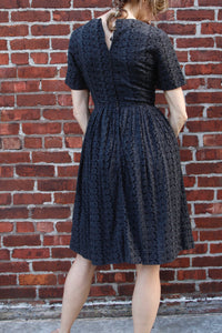 1950s Cotton Eyelet Dress. Size 2-4